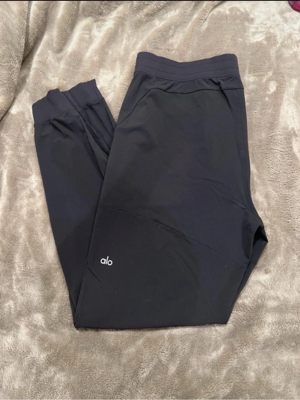 Alo Black Jogger Athletic Pants